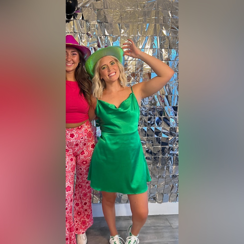 Bright green silk dress size Medium - worn once, like new.